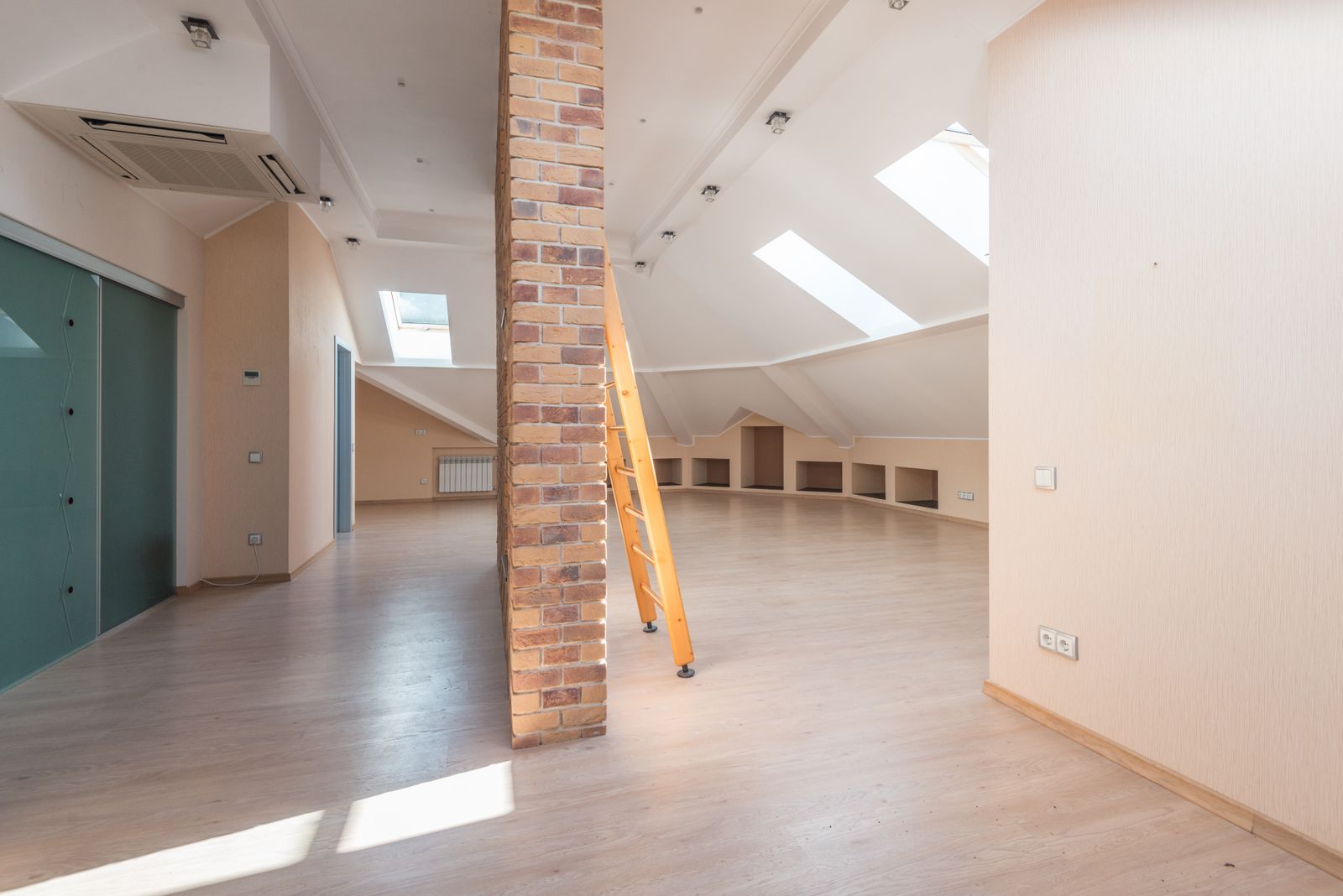 Bright loft workspace similar to the studio on Fulton Market